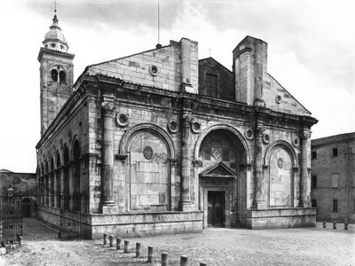 Uitzicht op de Gevel door Leon Battista Alberti